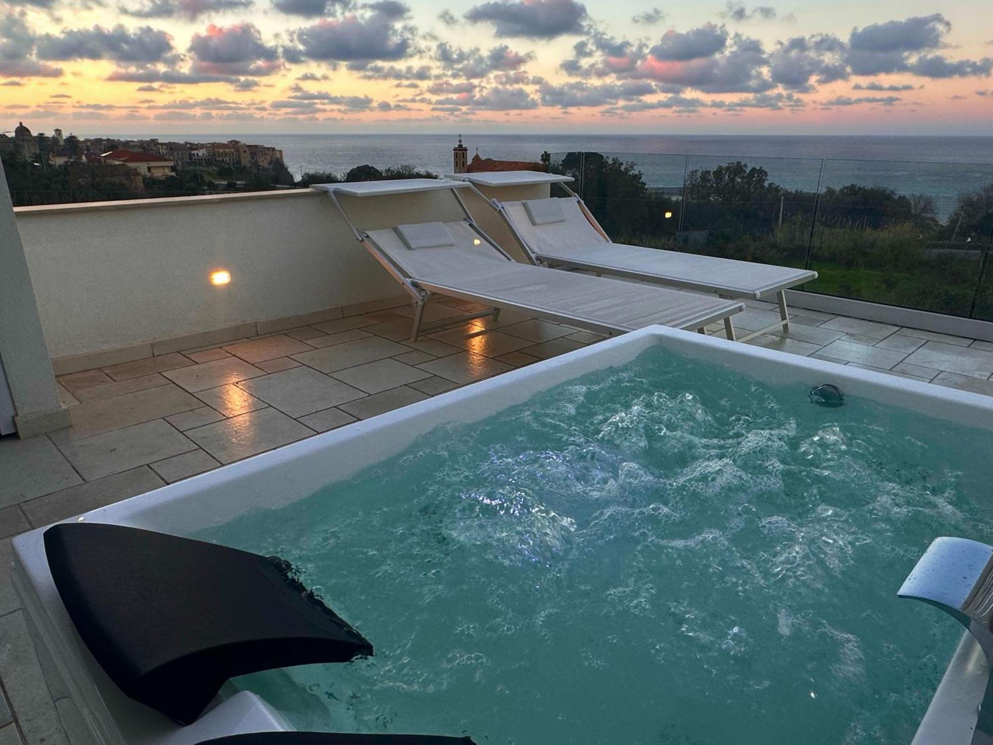 Aurantia - Mediterranean Tale Tropea Exterior photo