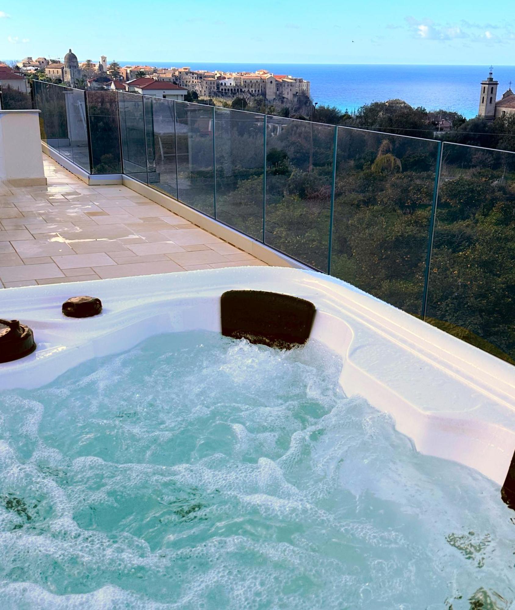 Aurantia - Mediterranean Tale Tropea Exterior photo